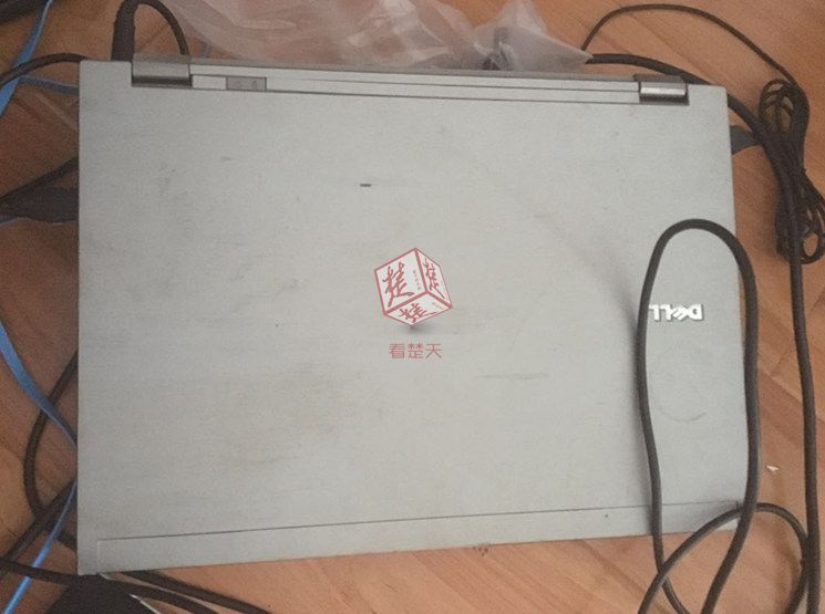 打工男破解食堂饭卡吃白食 专点贵菜露出马脚